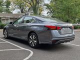 Certified 2022 Nissan Altima 2.5 SV image 4