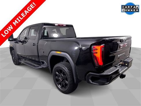 Used 2025 GMC Sierra 2500 AT4 image 6