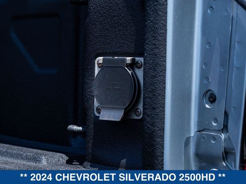 Used 2024 Chevrolet Silverado 2500 Custom w/ Custom Value Package AWD/4WD image 30