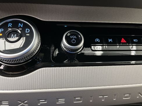 New 2026 Ford Expedition Max Active AWD/4WD image 19