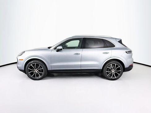 New 2026 Porsche Cayenne AWD/4WD image 2