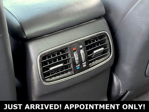 Used 2014 Hyundai Genesis 3.8 w/ Premium Package 02 image 16