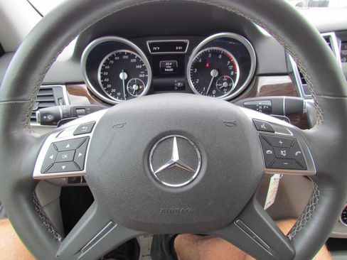 Used 2014 Mercedes-Benz ML 350 4MATIC image 22