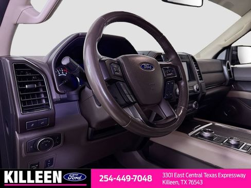 Used 2019 Ford Expedition Limited w/ Equipment Group 302A AWD/4WD image 11