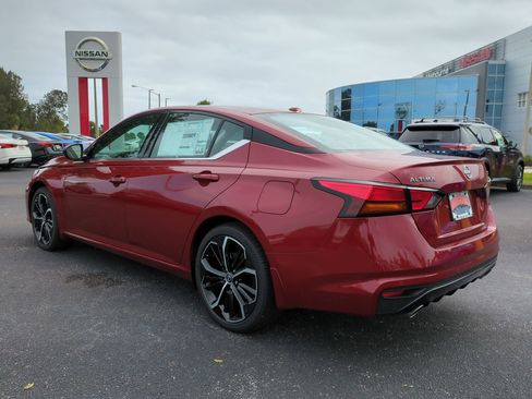 New 2025 Nissan Altima 2.5 SR image 6