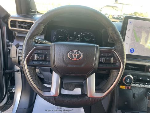 Used 2024 Toyota Tacoma Limited w/ Limited Package (LT) image 29