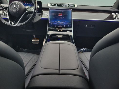 Certified 2023 Mercedes-Benz S 500 4MATIC image 8