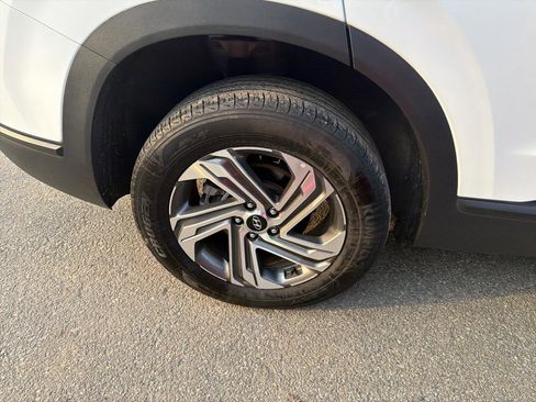 Used 2023 Hyundai Santa Fe SEL image 5