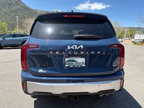 Certified 2024 Kia Telluride S w/ S Sunroof Package AWD/4WD image 7