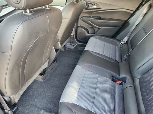 Used 2026 Chevrolet Trax LT w/ LT Convenience Package FWD image 29