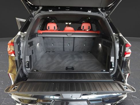 Used 2022 BMW X5 M w/ Competition Package 2 image 18