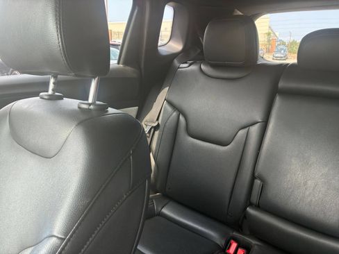 Used 2025 Jeep Compass Limited AWD/4WD image 34