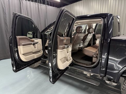 Used 2019 Ford F150 Limited w/ Trailer Tow Package image 14