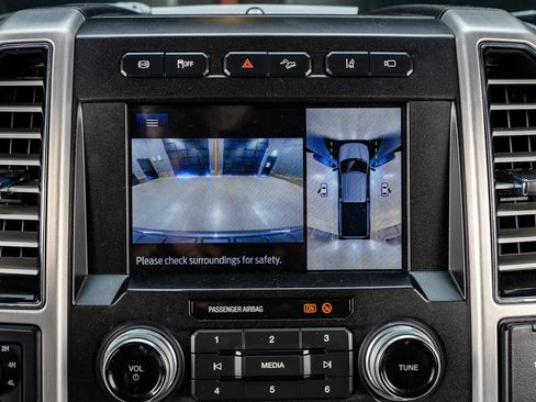 Used 2021 Ford F350 Platinum AWD/4WD image 24