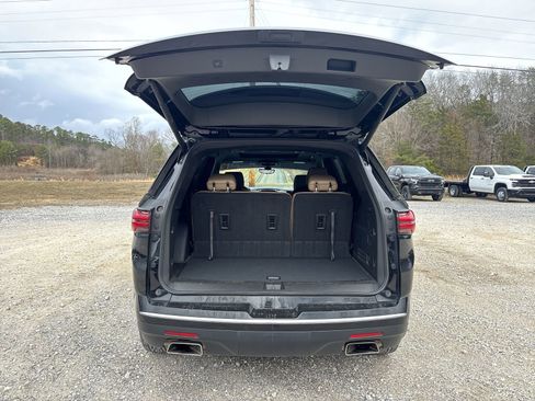 Used 2023 Chevrolet Traverse Premier image 27