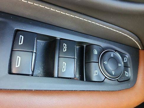 Certified 2024 GMC Yukon Denali Ultimate image 25