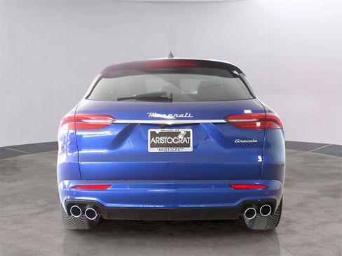 New 2024 Maserati Grecale GT image 6