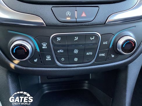 Used 2024 Chevrolet Equinox LT FWD image 19