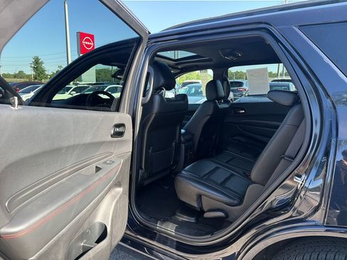Used 2024 Dodge Durango GT RWD image 19