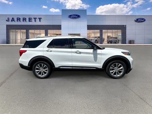 Certified 2023 Ford Explorer Limited w/ Limited Technology Package AWD/4WD image 8