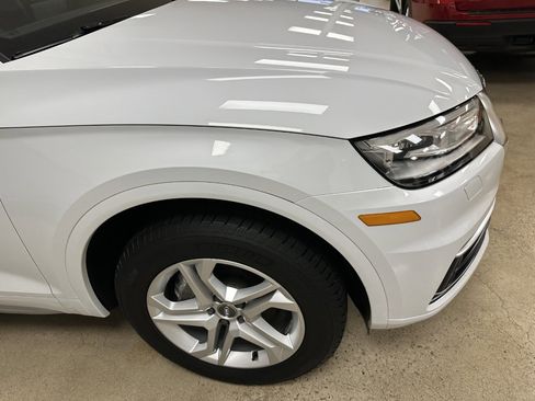 Used 2019 Audi Q5 2.0T Premium image 24