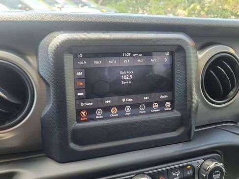 Used 2020 Jeep Wrangler Unlimited Sport S AWD/4WD image 29