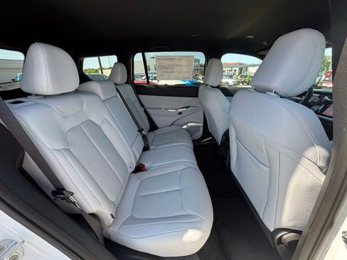 New 2026 Jeep Cherokee Laredo AWD/4WD image 8