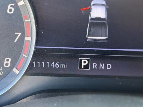 Used 2021 Nissan Titan SV w/ SV Convenience Package RWD image 12