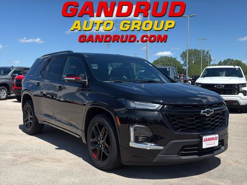 Certified 2023 Chevrolet Traverse Premier w/ Redline Edition AWD/4WD image 1