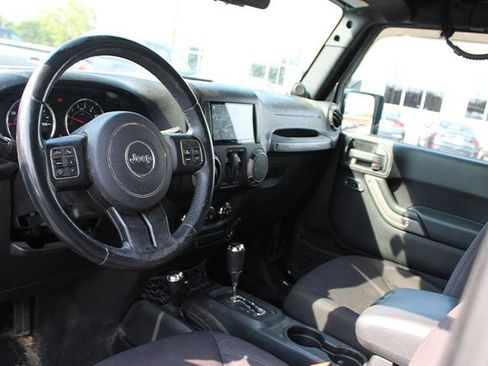 Used 2014 Jeep Wrangler Sport w/ Quick Order Package 24S AWD/4WD image 9