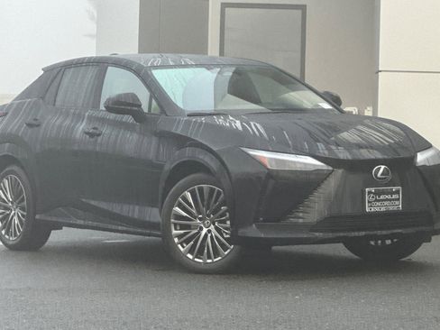 New 2026 Lexus RZ 450e image 2