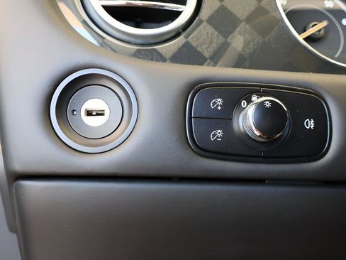 Used 2018 Bentley Continental GT Supersports image 22