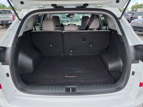 Used 2021 Hyundai Tucson Value FWD image 28