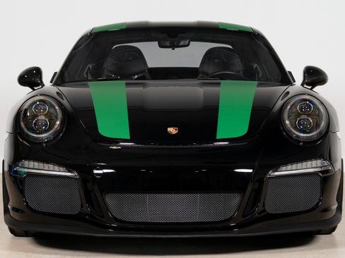 Used 2016 Porsche 911 R image 3