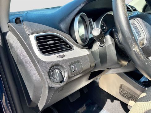 Used 2018 Dodge Journey SE w/ Connectivity Group image 11