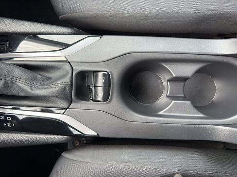 Used 2022 Toyota Corolla Cross LE image 24