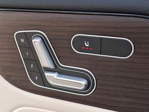 Used 2026 Mercedes-Benz GLA 250 4MATIC image 22