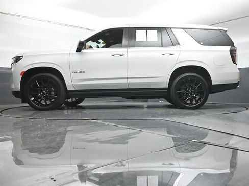 Used 2023 Chevrolet Tahoe Premier w/ Premium Package AWD/4WD image 37