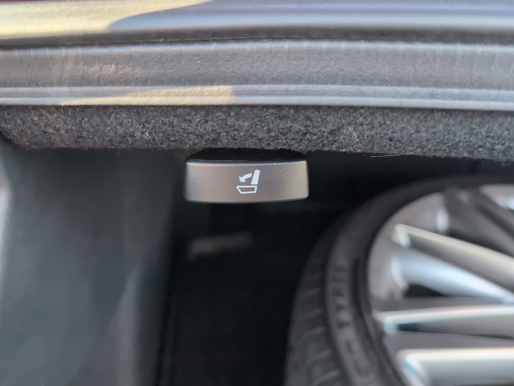 Certified 2023 Acura TLX Type S AWD/4WD image 39