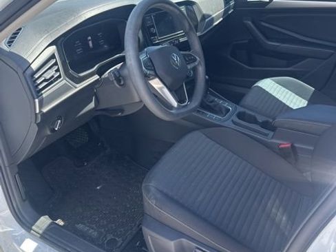 Used 2023 Volkswagen Jetta S FWD image 3