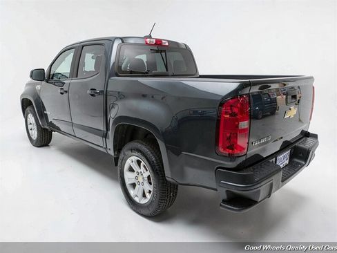 Used 2017 Chevrolet Colorado LT w/ LT Convenience Package RWD image 7