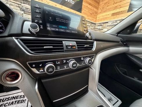 Used 2019 Honda Accord Touring image 21