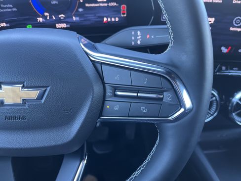 Used 2025 Chevrolet Blazer EV LT image 22