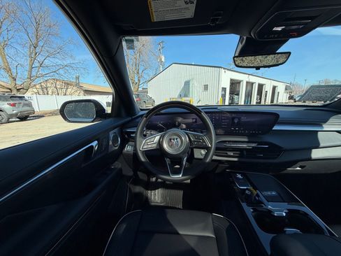 New 2026 Buick Enclave Avenir w/ Super Cruise Package image 2