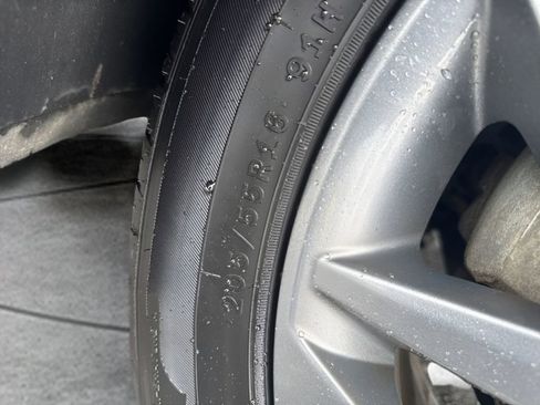 Used 2024 Hyundai Elantra SEL FWD image 30