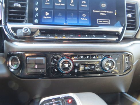 Used 2025 Chevrolet Silverado 1500 RST image 26