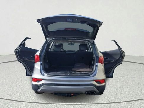 Used 2018 Hyundai Santa Fe Sport FWD image 12