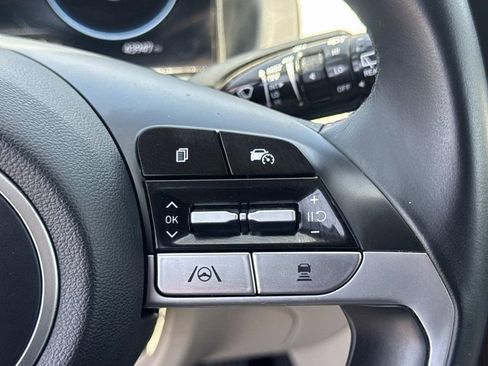 Certified 2023 Hyundai Tucson SEL w/ Convenience Package FWD image 9