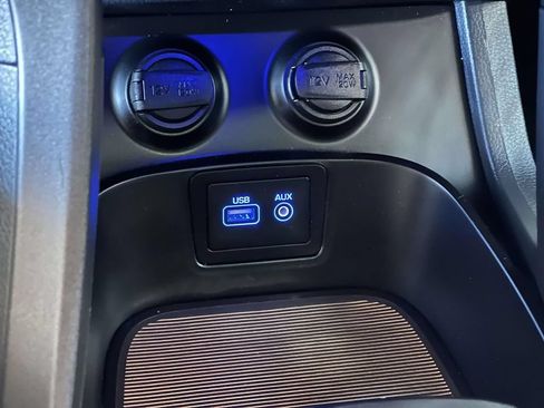 Used 2018 Hyundai Santa Fe Sport w/ 2.0T Ultimate Tech Package 05 AWD/4WD image 34
