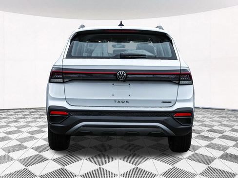 Used 2026 Volkswagen Taos S AWD/4WD image 11